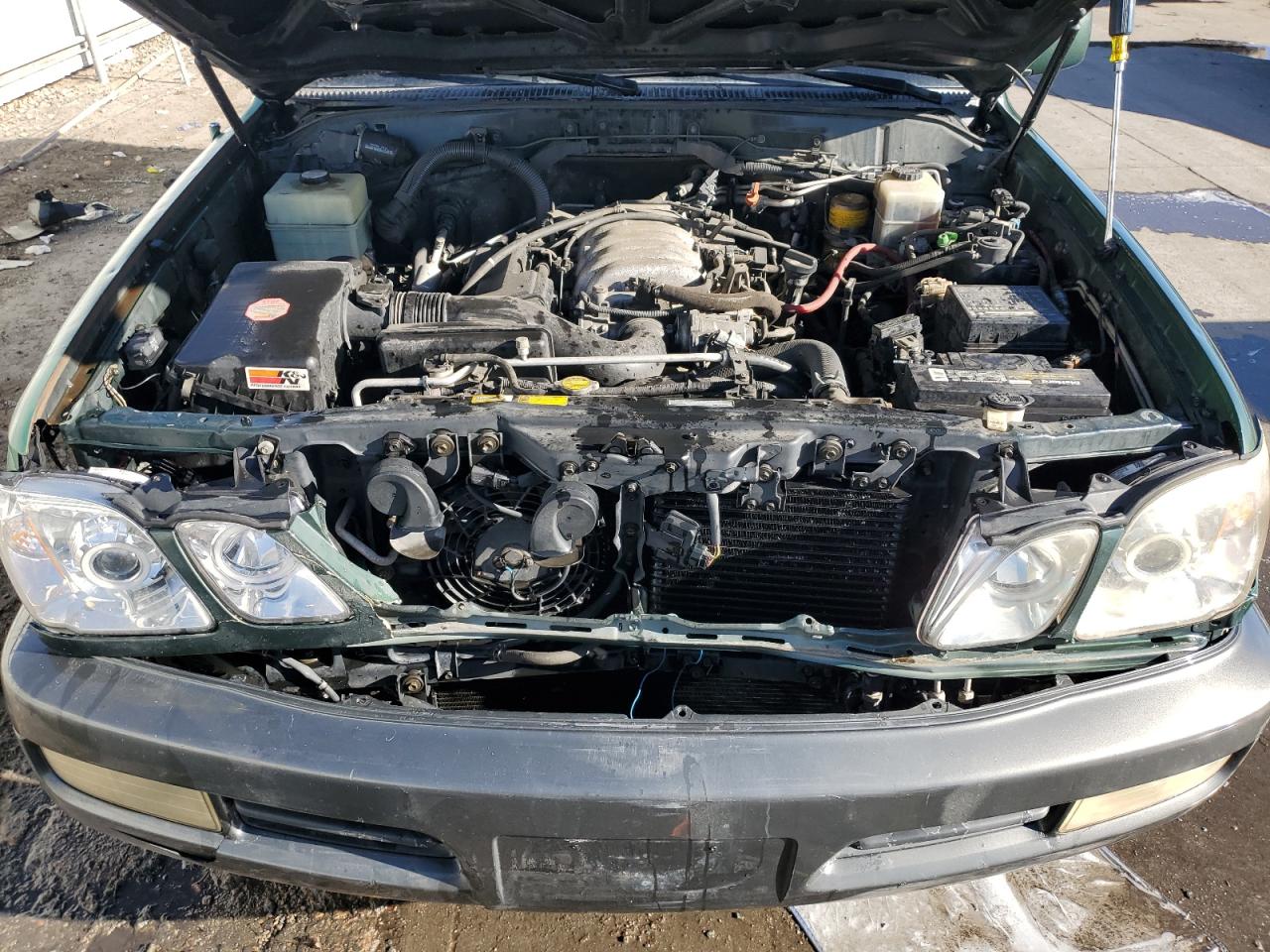 1999 Lexus LX - Image 12