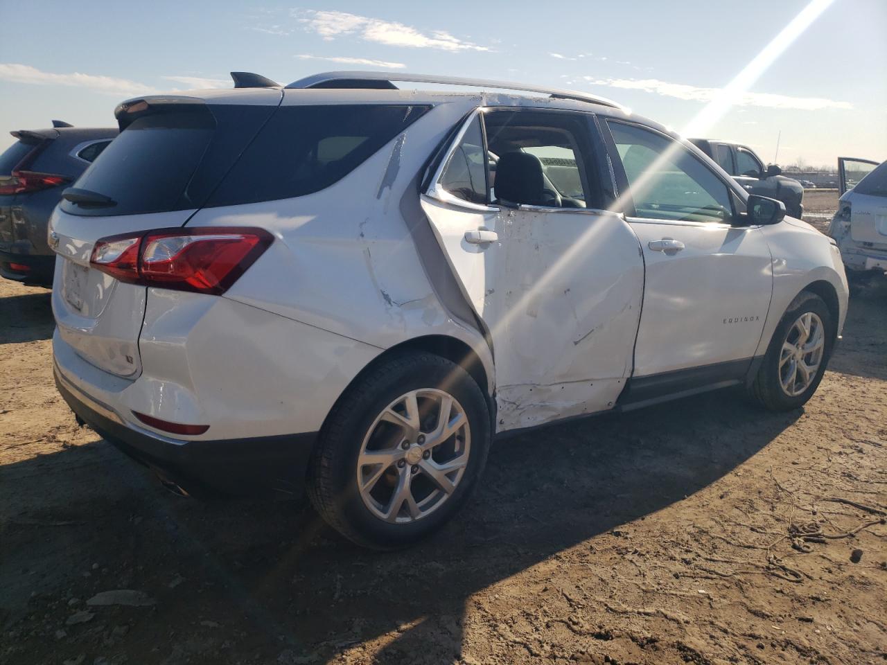 2020 Chevrolet Equinox - Image 3