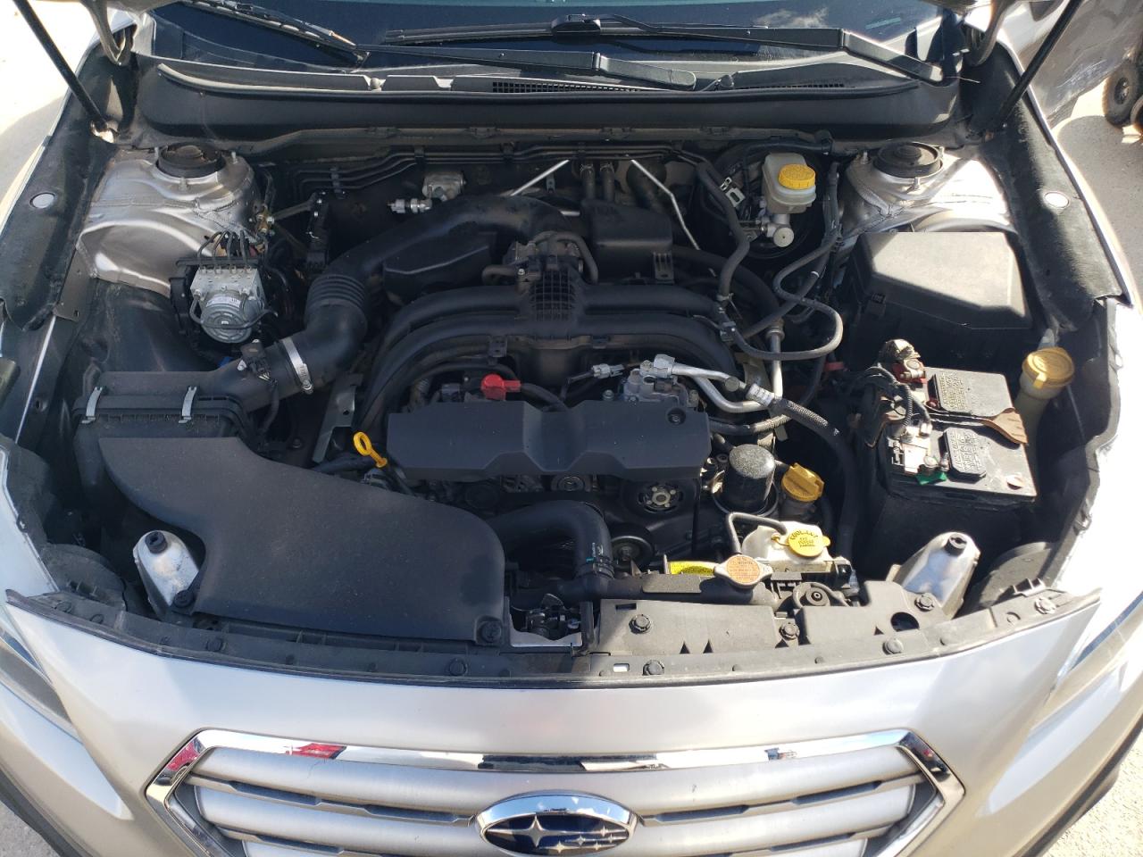 2015 Subaru Outback - Image 12