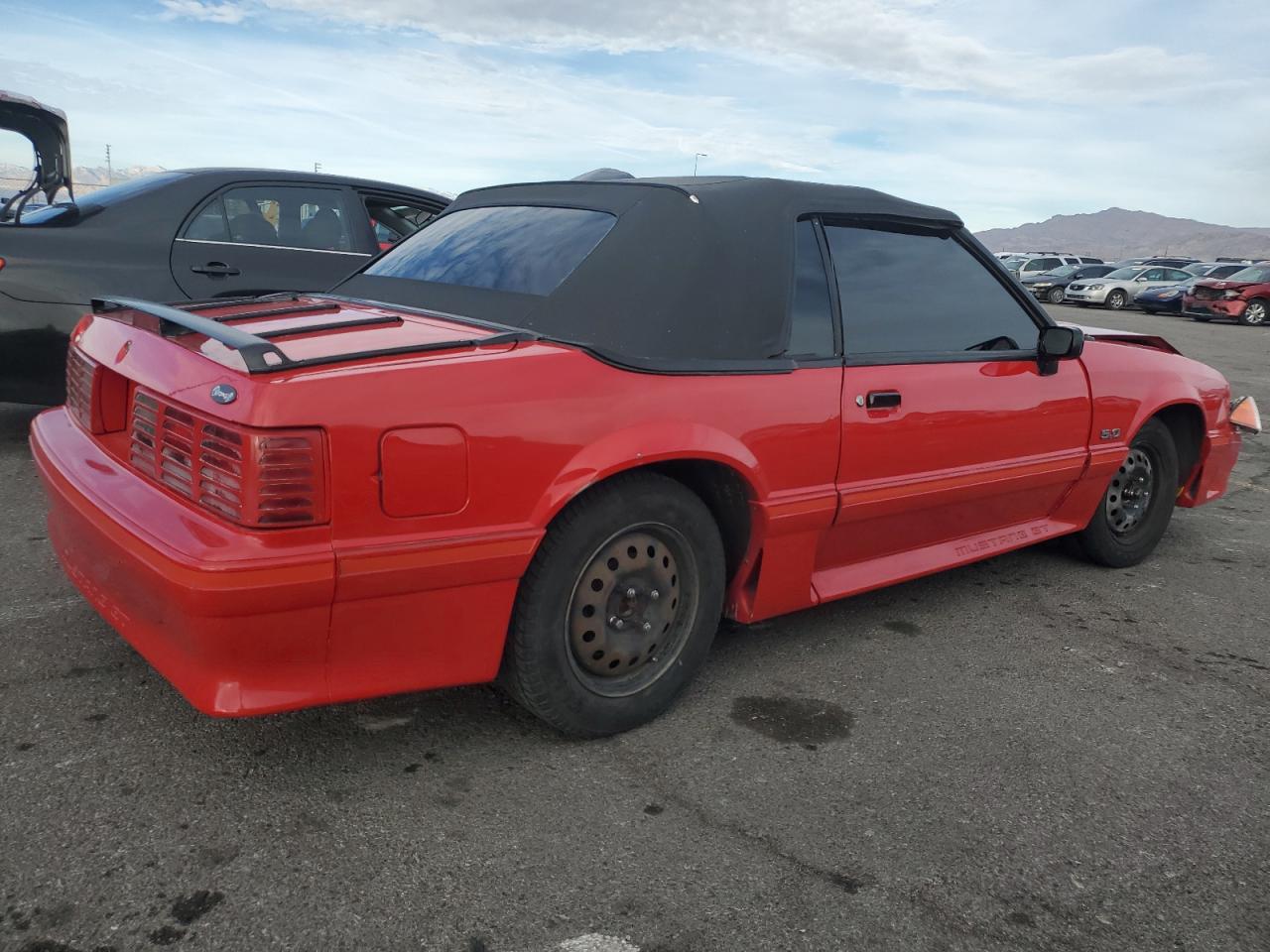 1989 Ford Mustang - Image 3