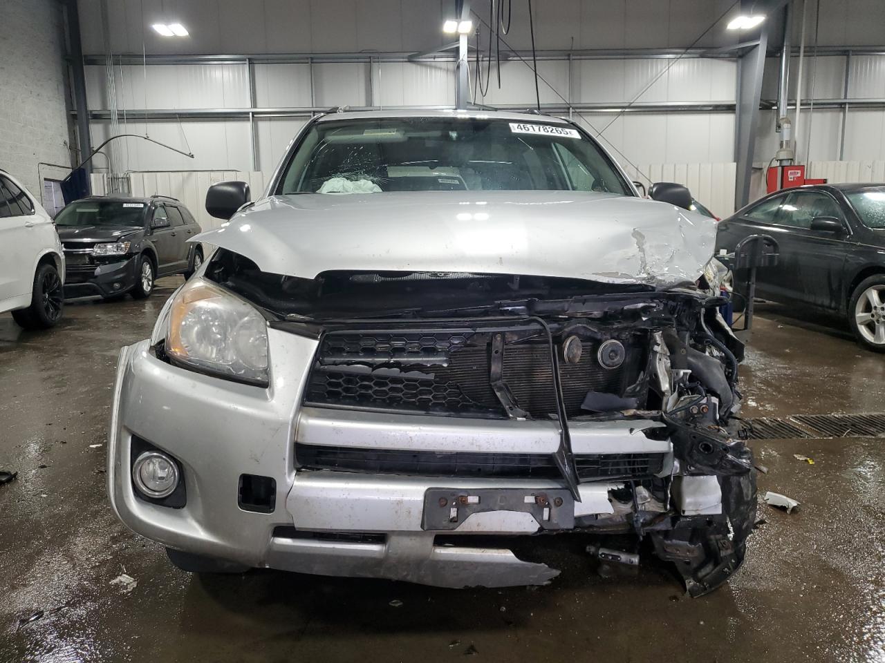 2010 Toyota RAV 4 - Image 5