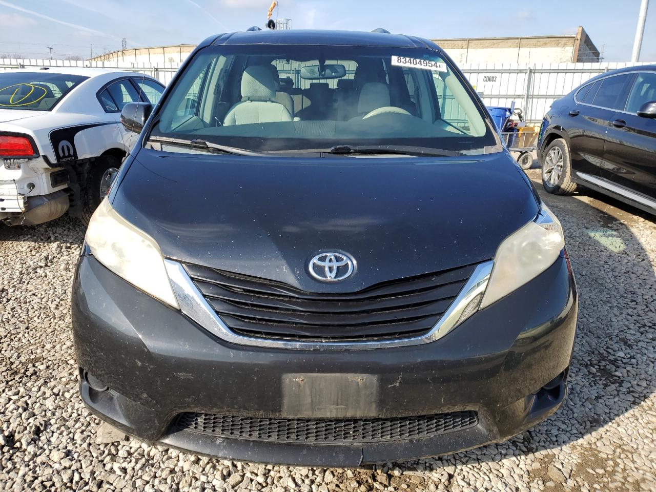 2013 Toyota Sienna - Image 5