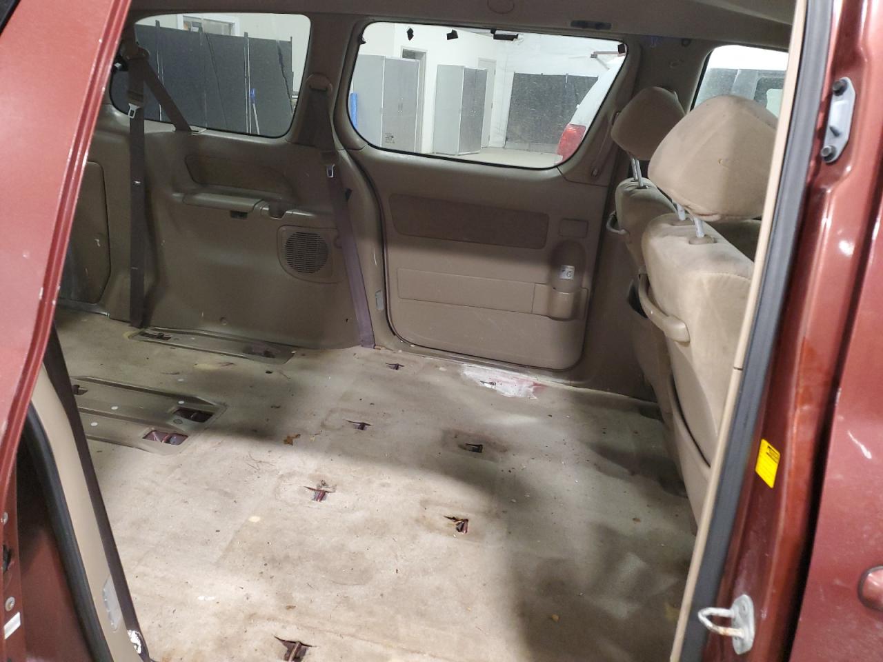 2003 Toyota Sienna - Image 11