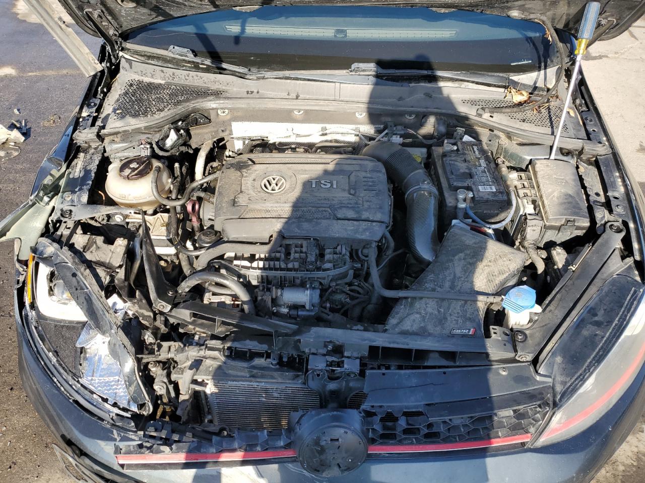 2015 Volkswagen GTI - Image 12