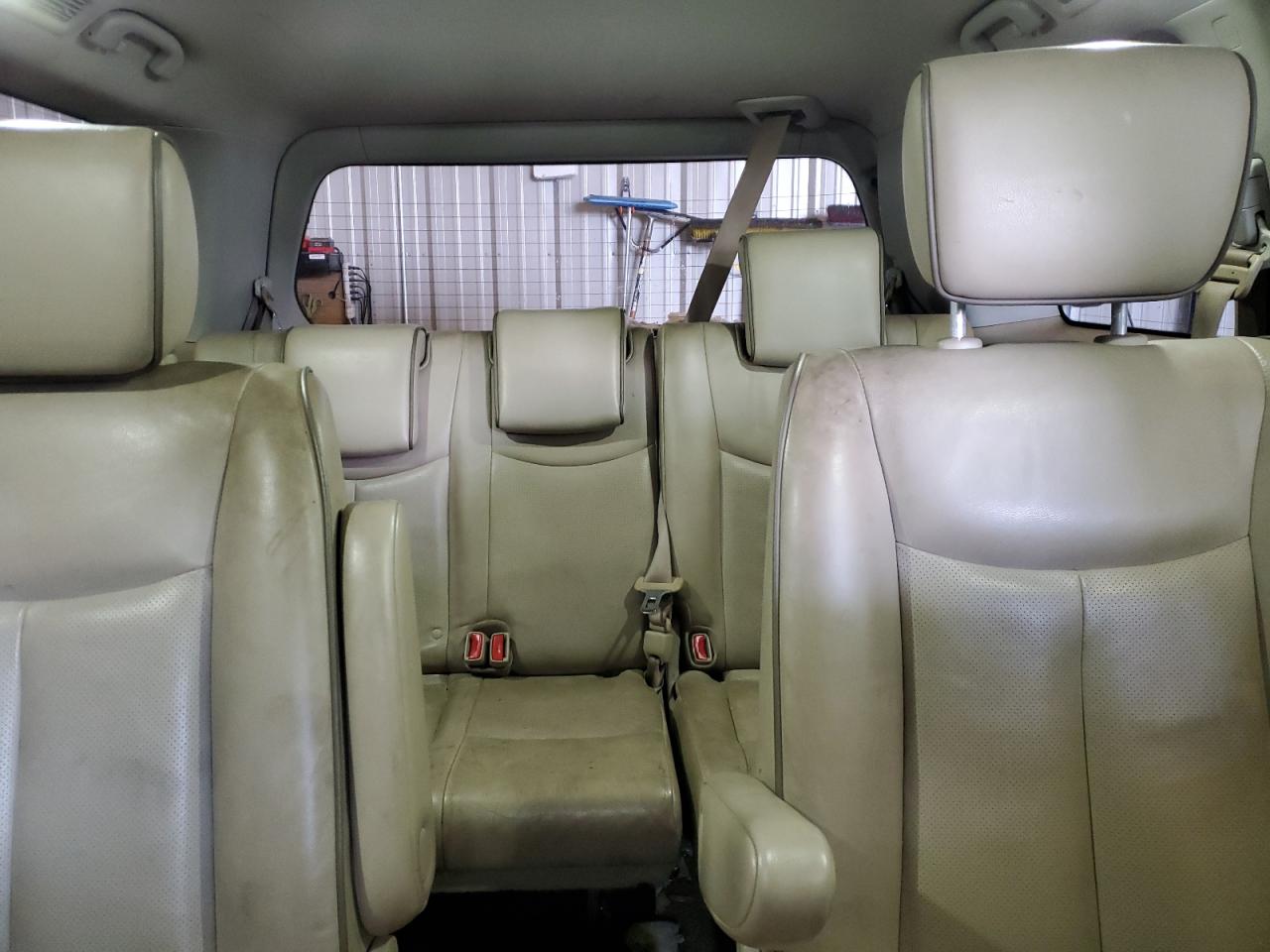 2011 Nissan Quest - Image 10