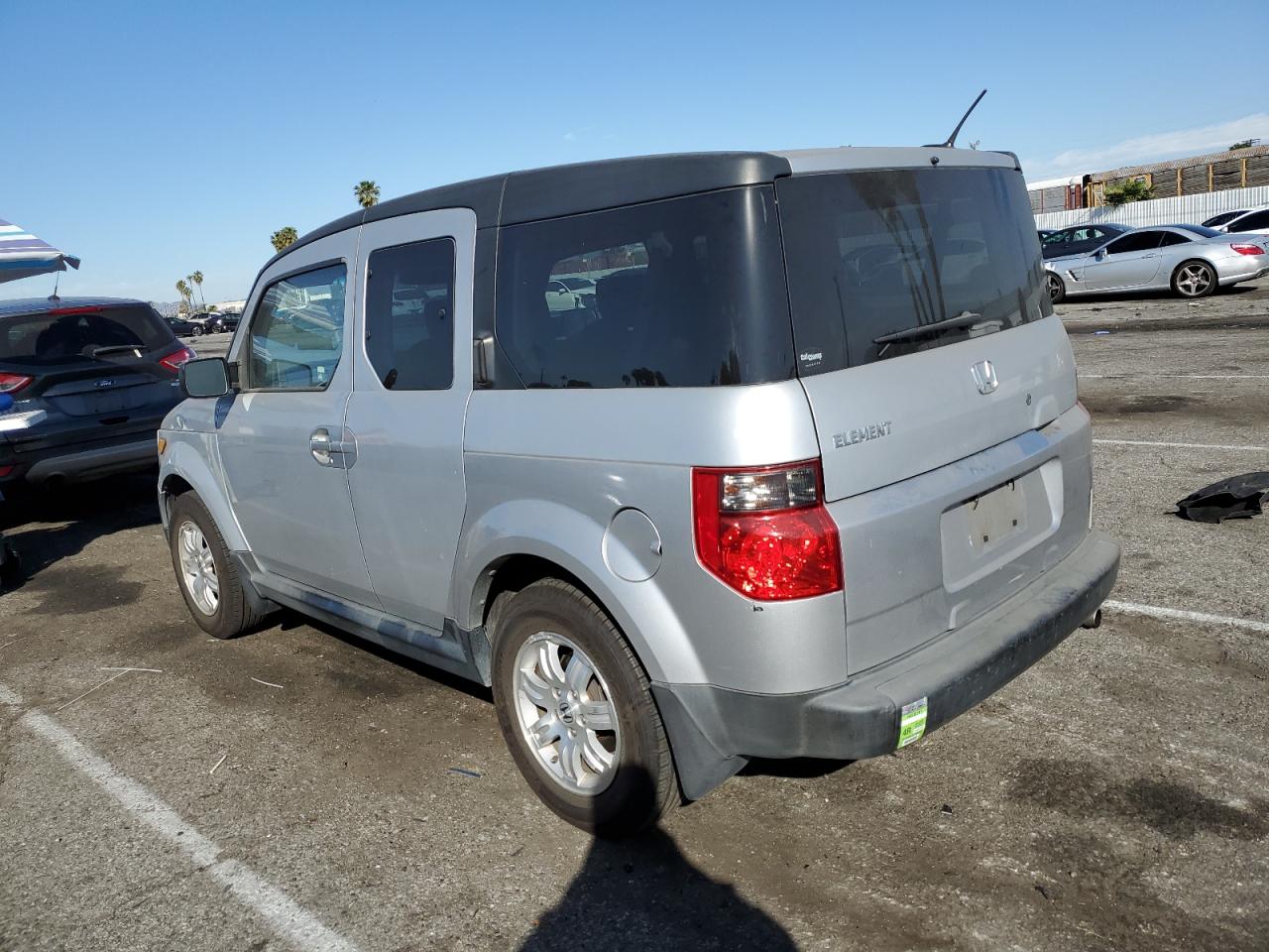 2007 Honda Element - Image 2