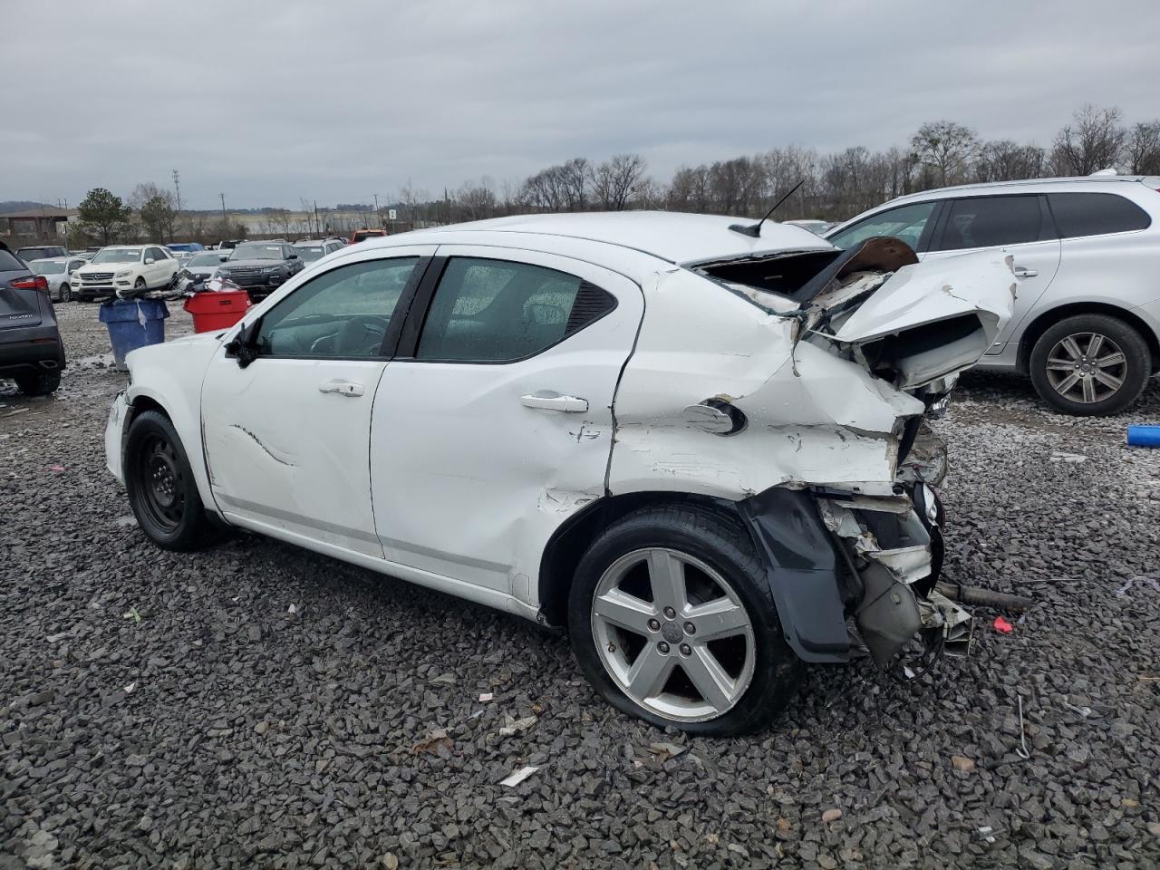 2013 Dodge Avenger - Image 2