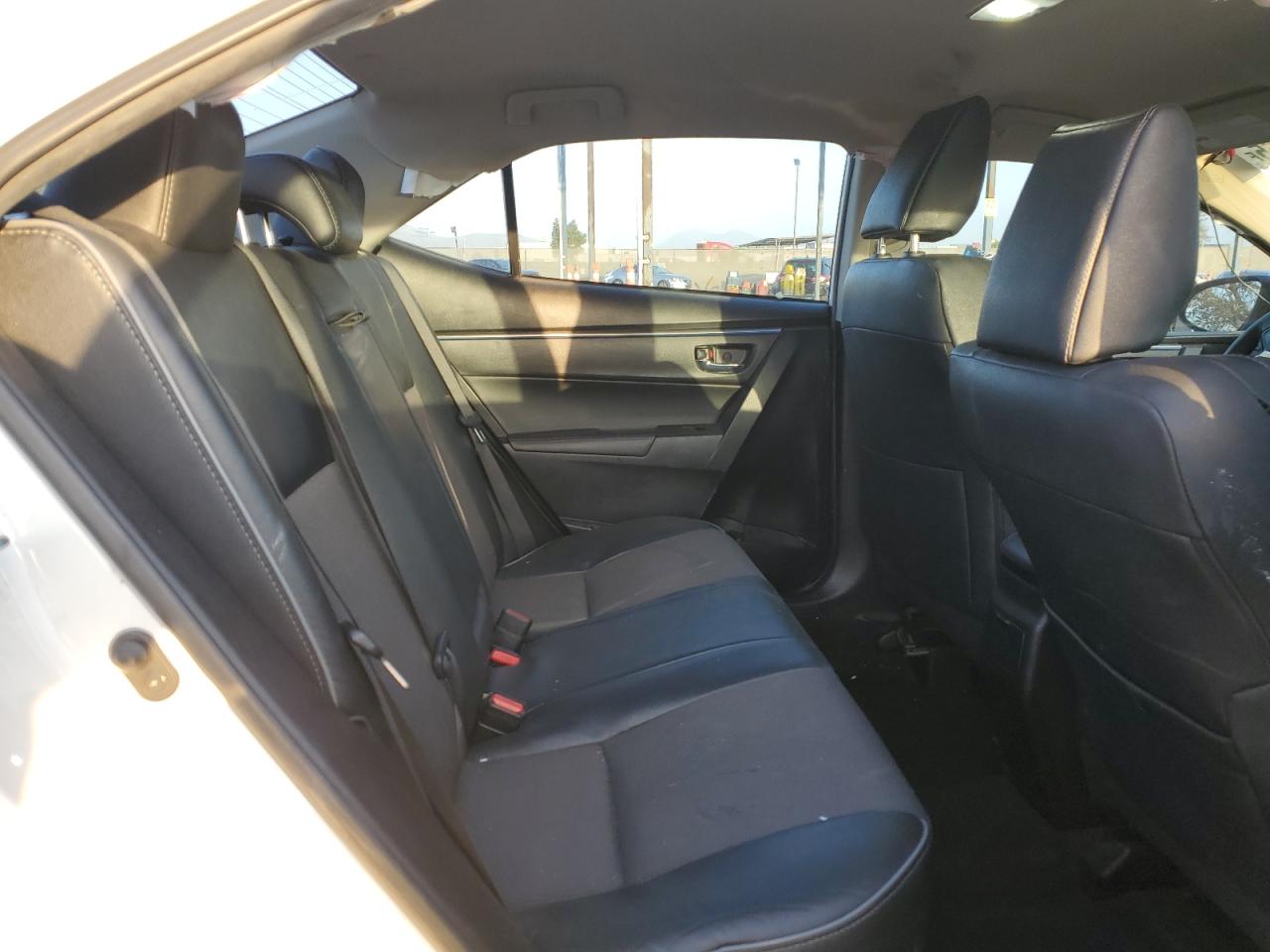 2015 Toyota Corolla - Image 10