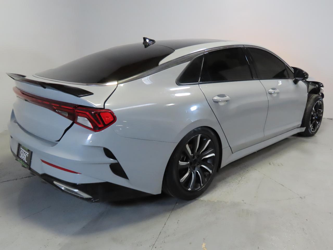 2024 Kia K5 - Image 3