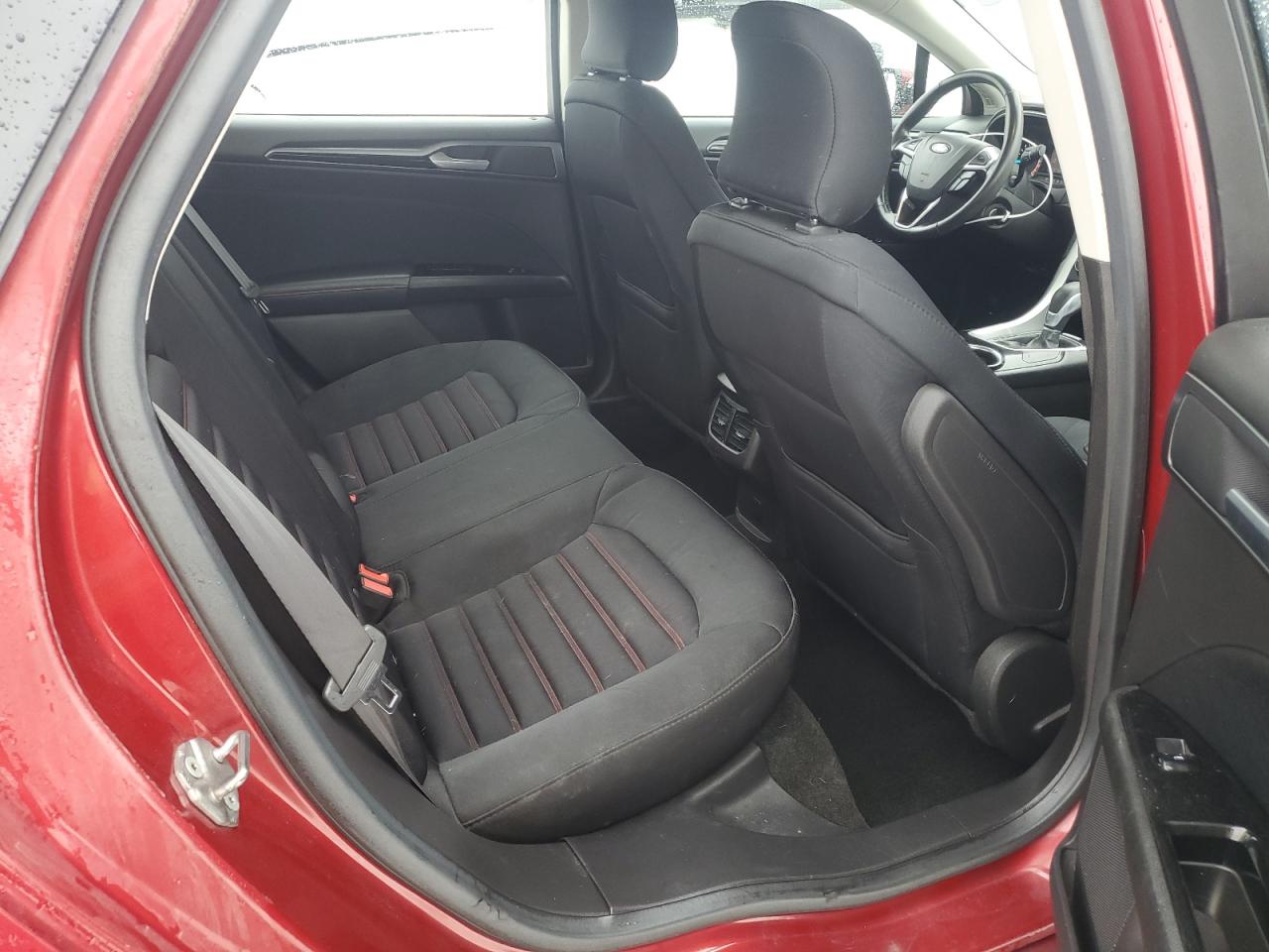 2016 Ford Fusion - Image 10