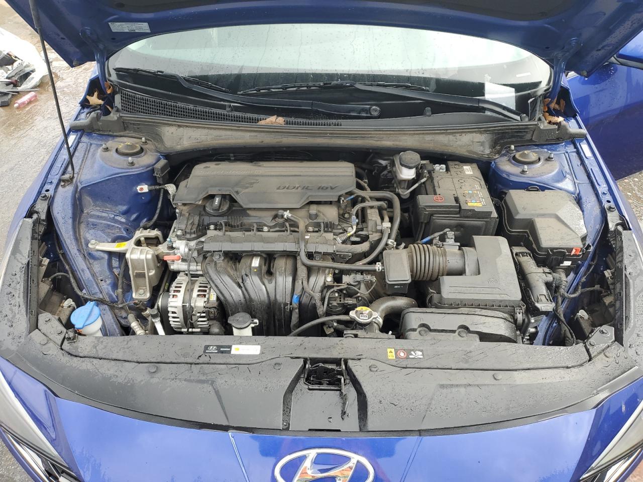 2023 Hyundai Elantra - Image 11