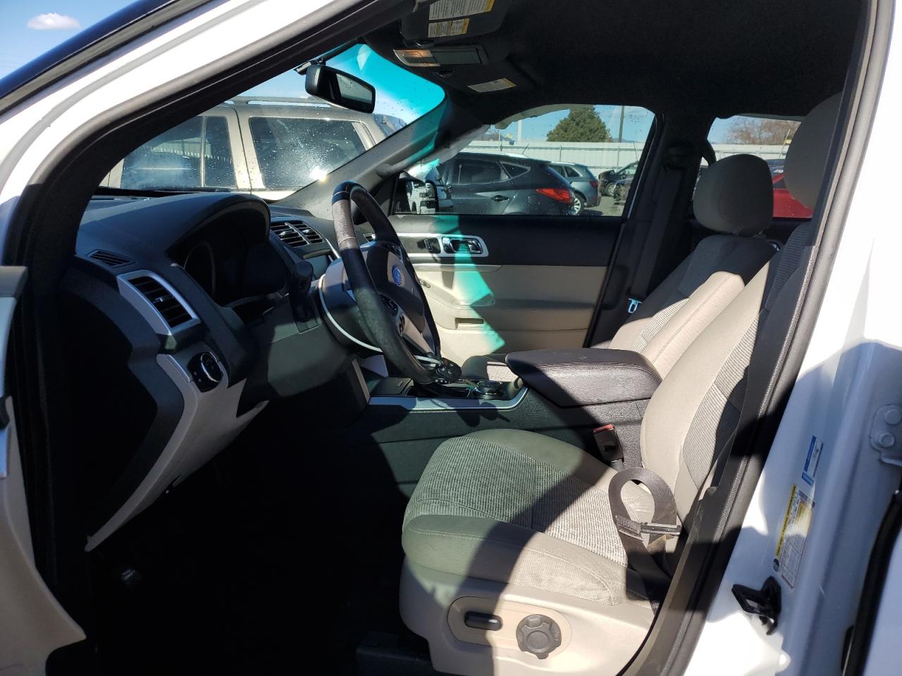 2015 Ford Explorer - Image 7
