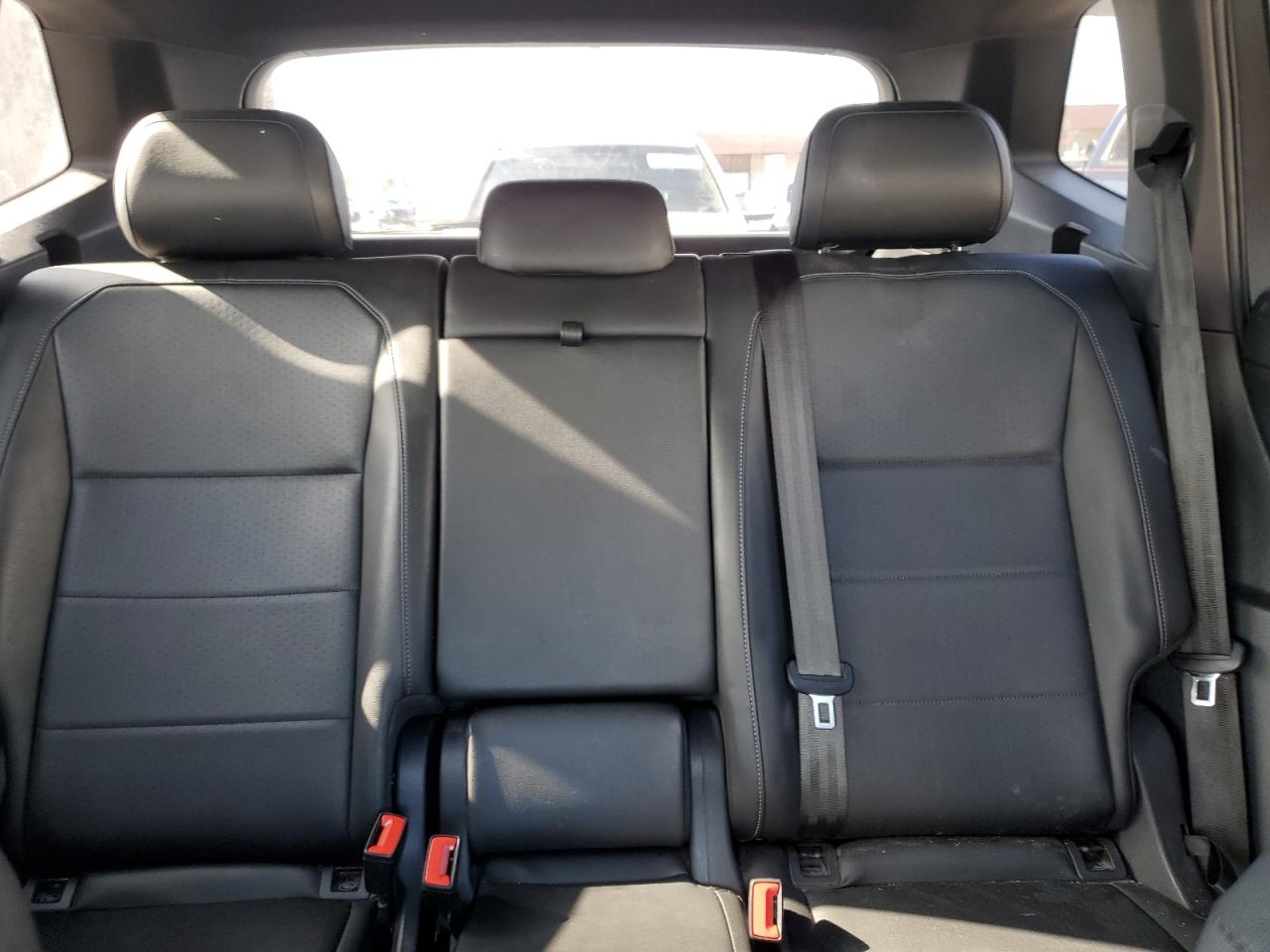 2019 Volkswagen Tiguan - Image 10