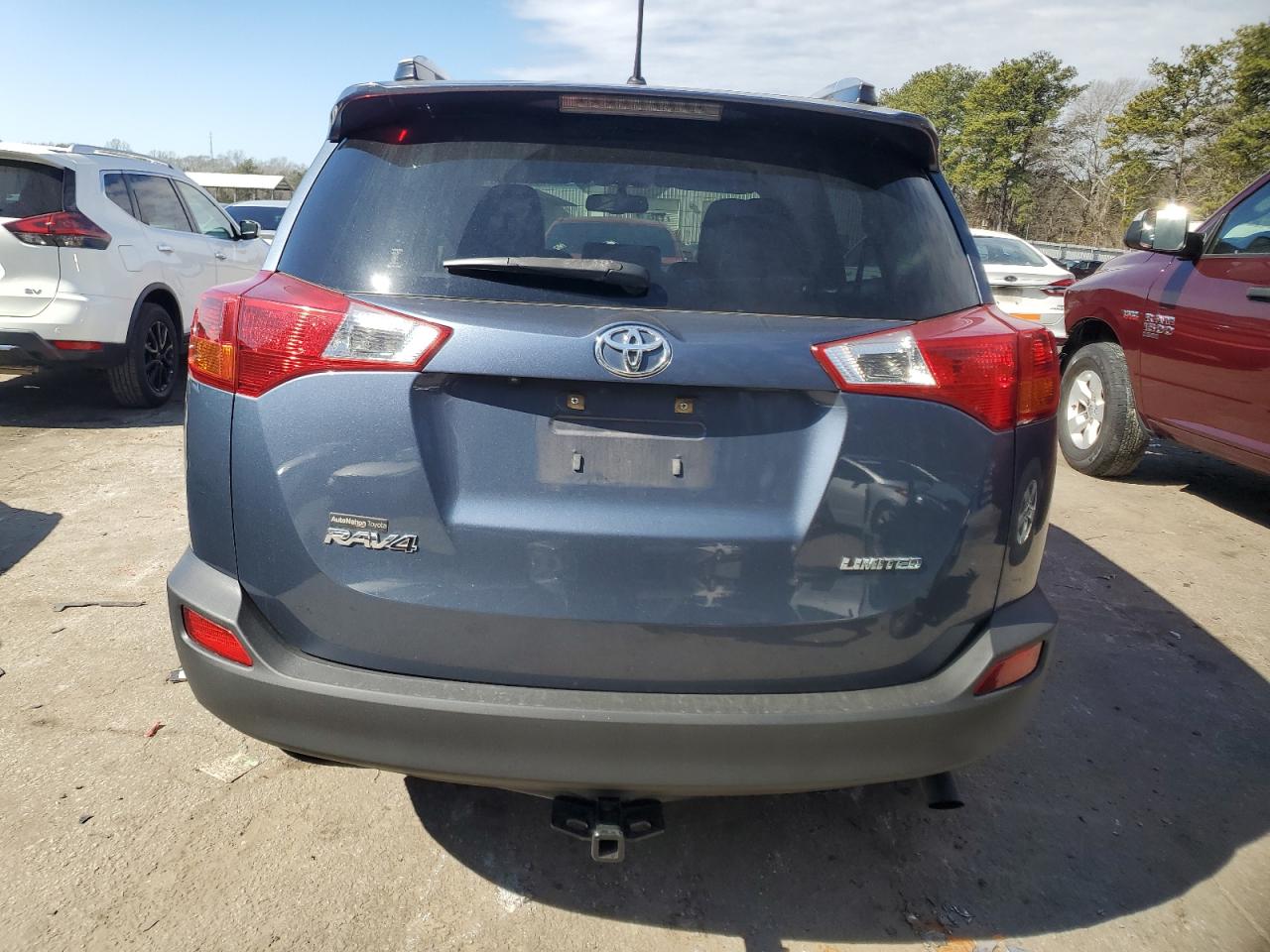 2013 Toyota RAV 4 - Image 6