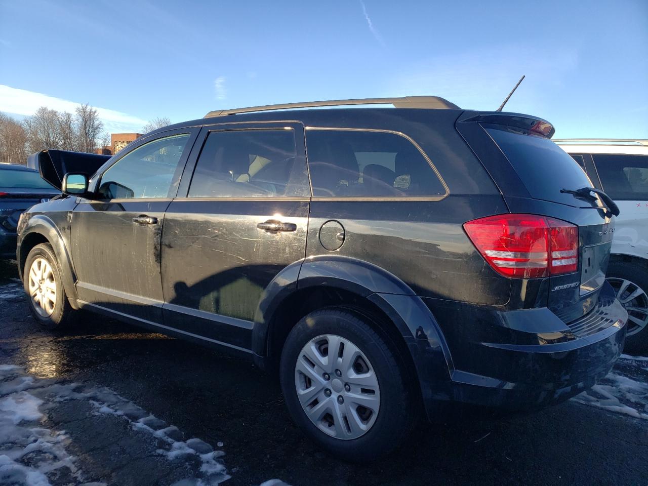 2017 Dodge Journey - Image 2