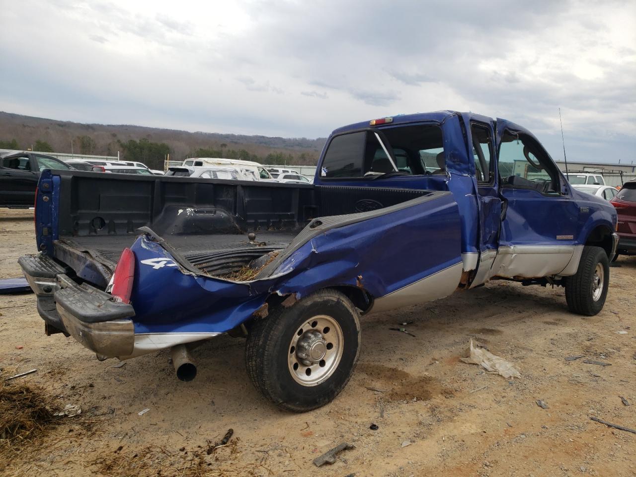 2003 Ford F250 - Image 3
