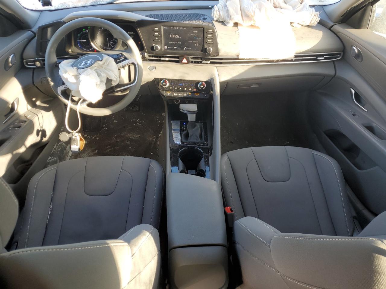 2023 Hyundai Elantra - Image 8