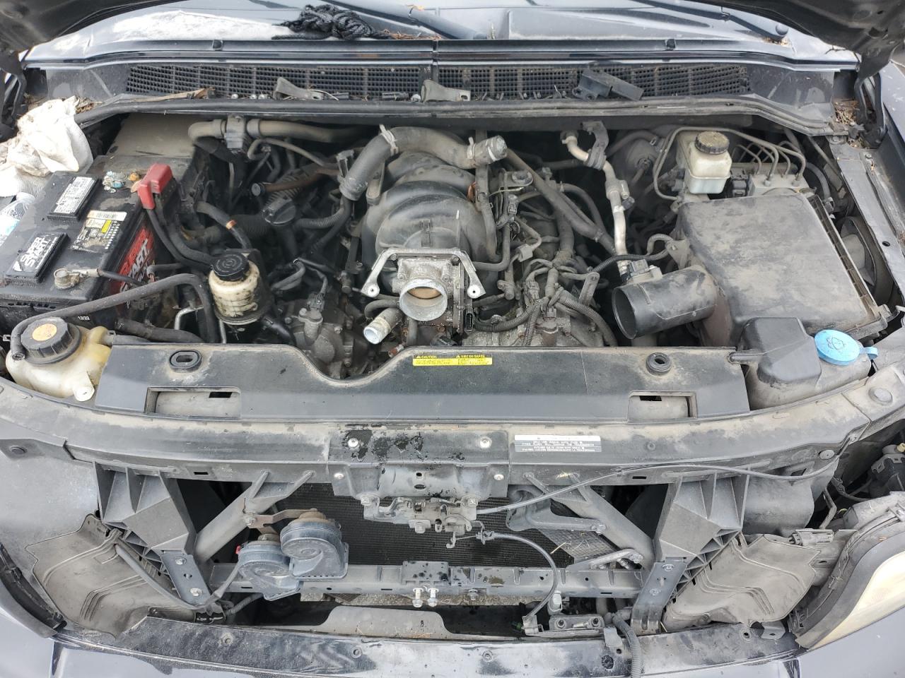 2010 Infiniti QX56 - Image 12