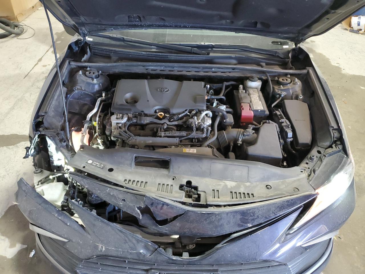 2022 Toyota Camry - Image 11