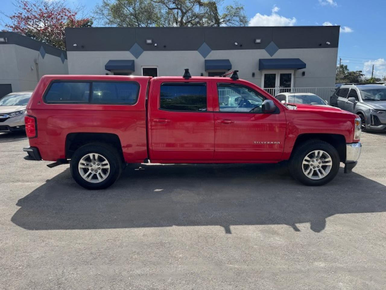 2018 Chevrolet Silverado C1500 Lt VIN: 3GCPCREC9JG374486 Lot: 44950235