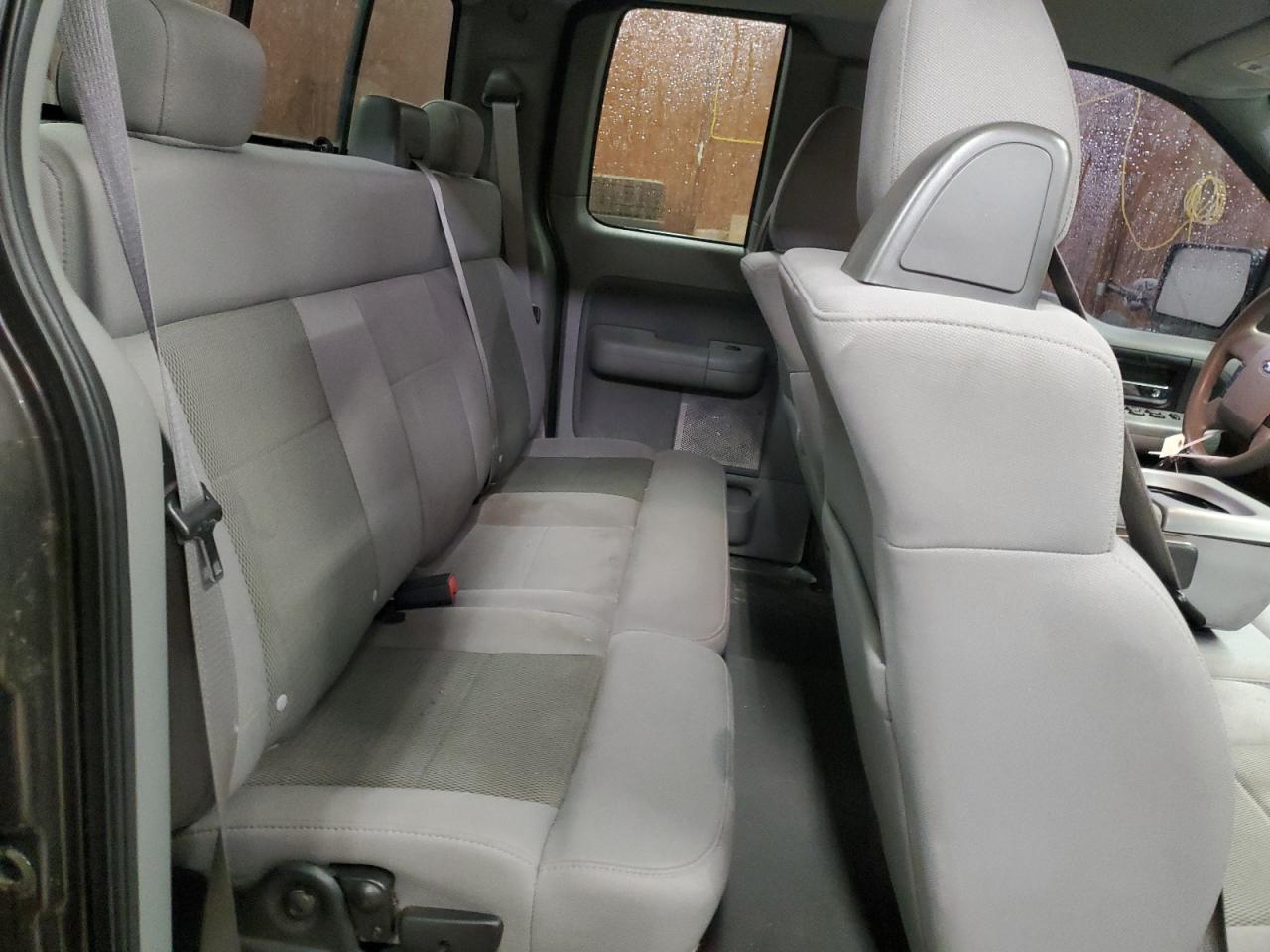 2006 Ford F-150 - Image 10