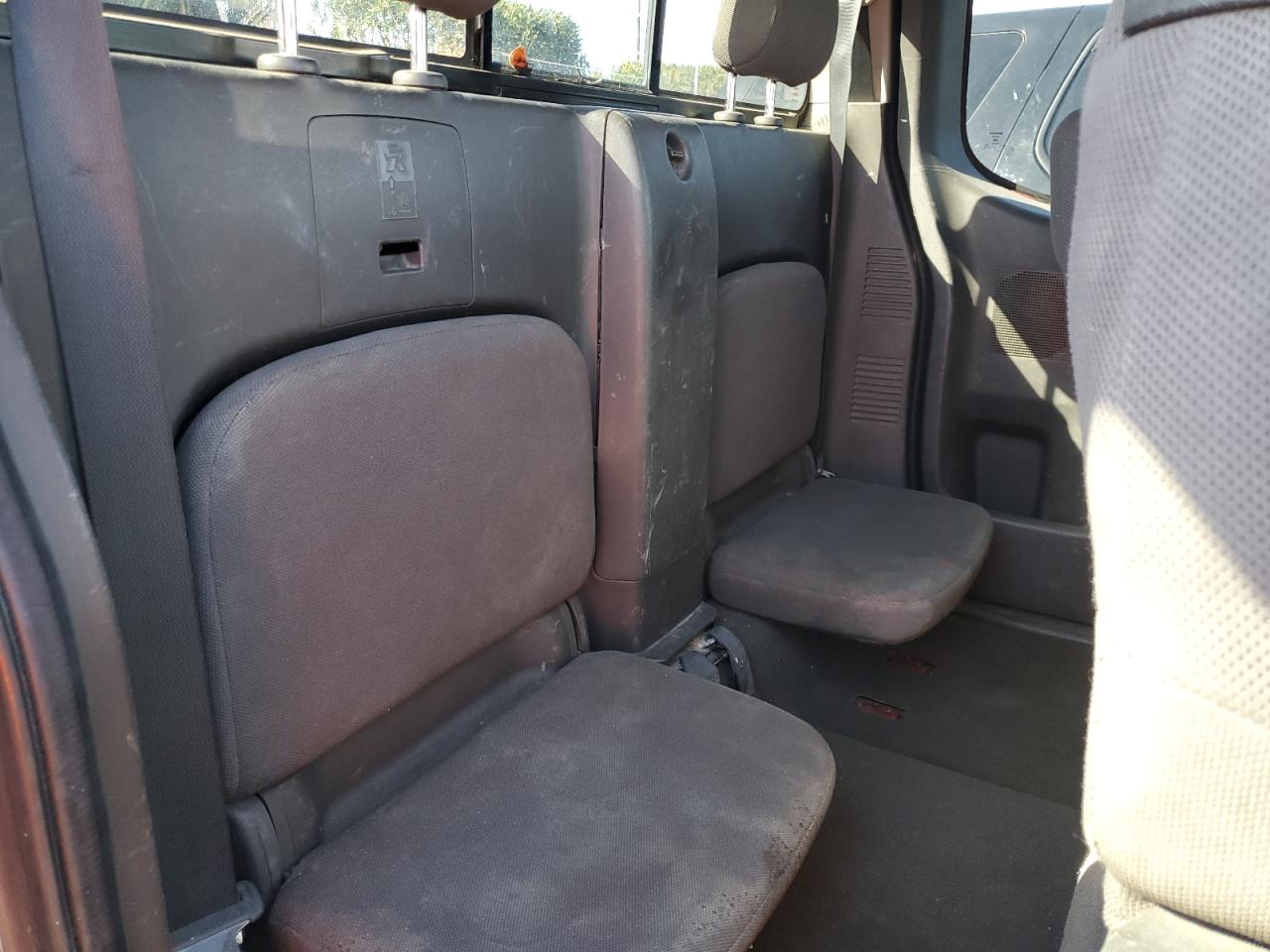 2008 Nissan Navara (Frontier) - Image 10