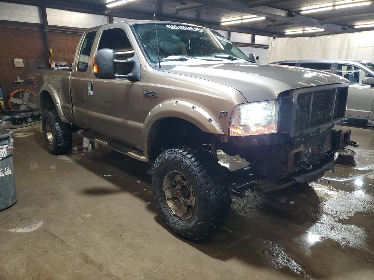 2002 Ford F250 - Image 4