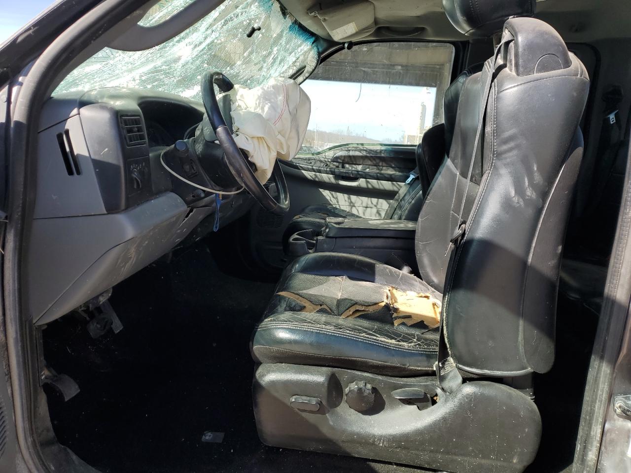 2004 Ford F250 - Image 7