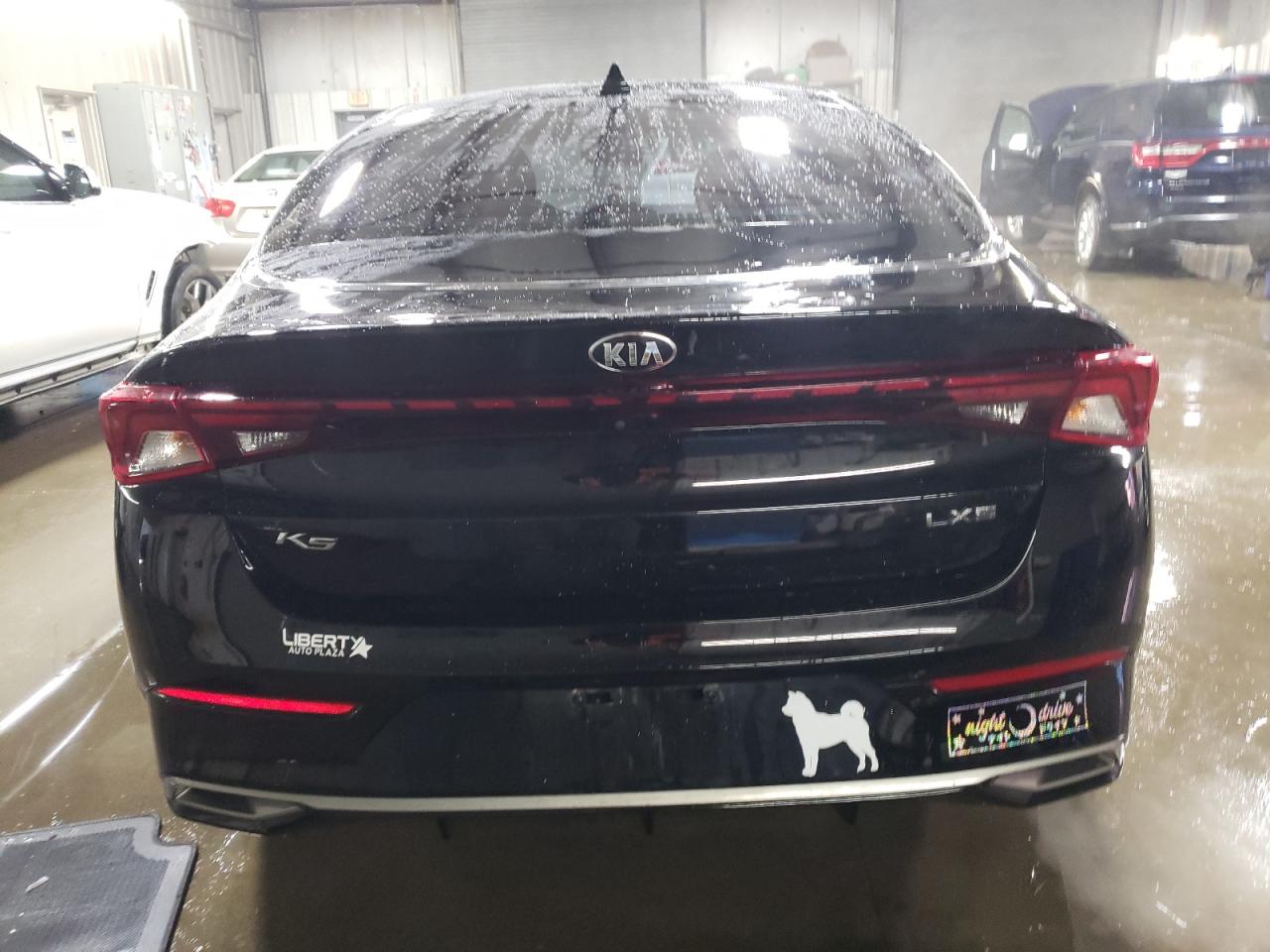 2021 Kia K5 - Image 6