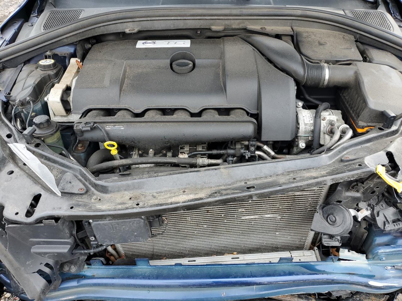 2015 Volvo XC60 - Image 12