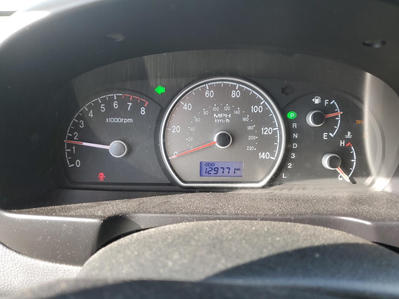 2009 Hyundai Elantra - Image 9