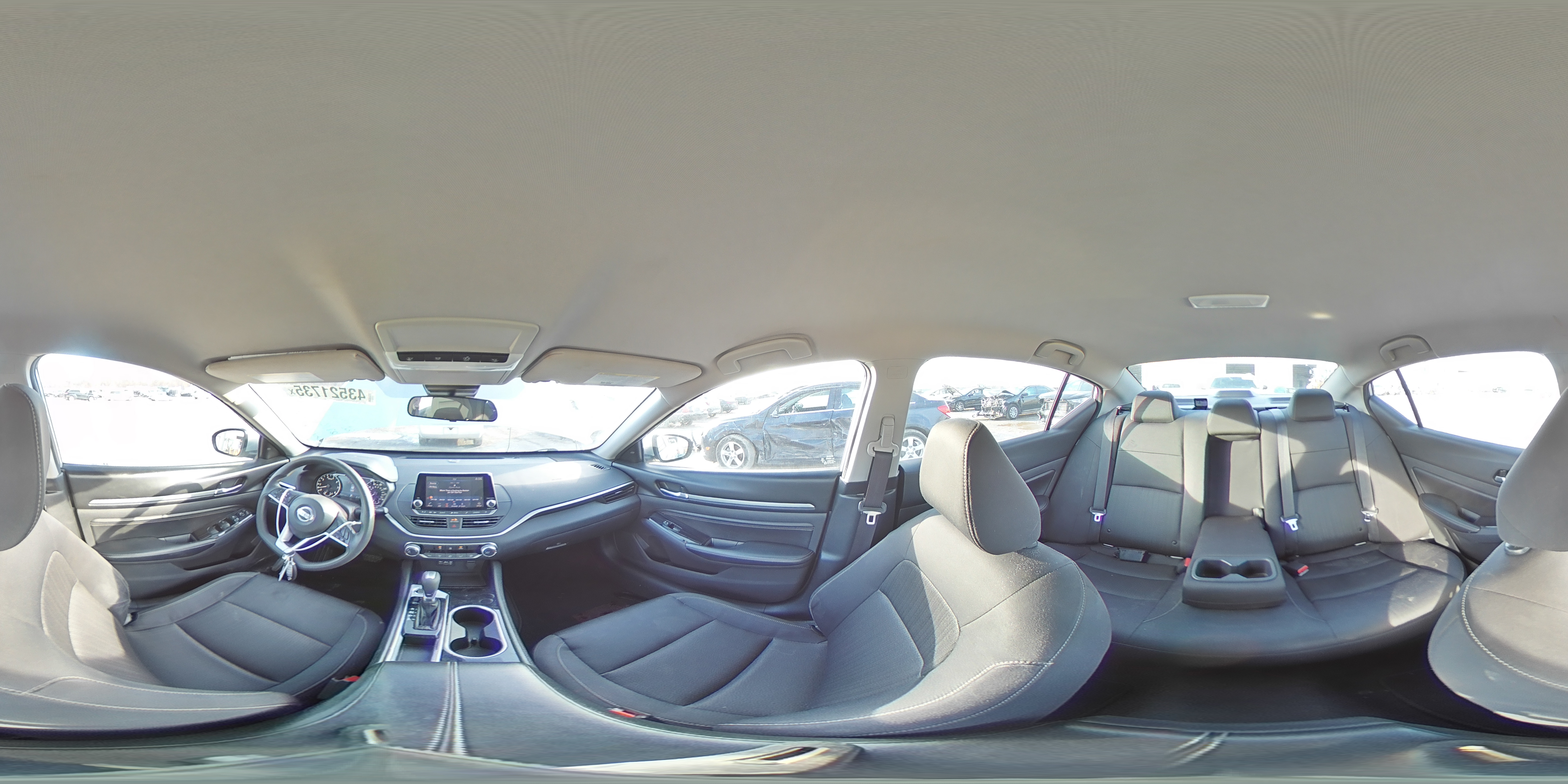 2021 Nissan Altima - Image 13