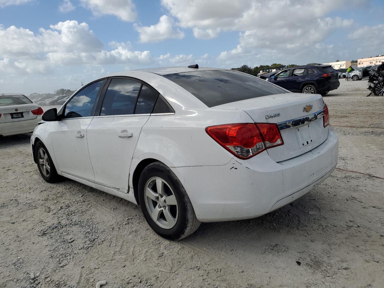 2013 Chevrolet Cruze - Image 2