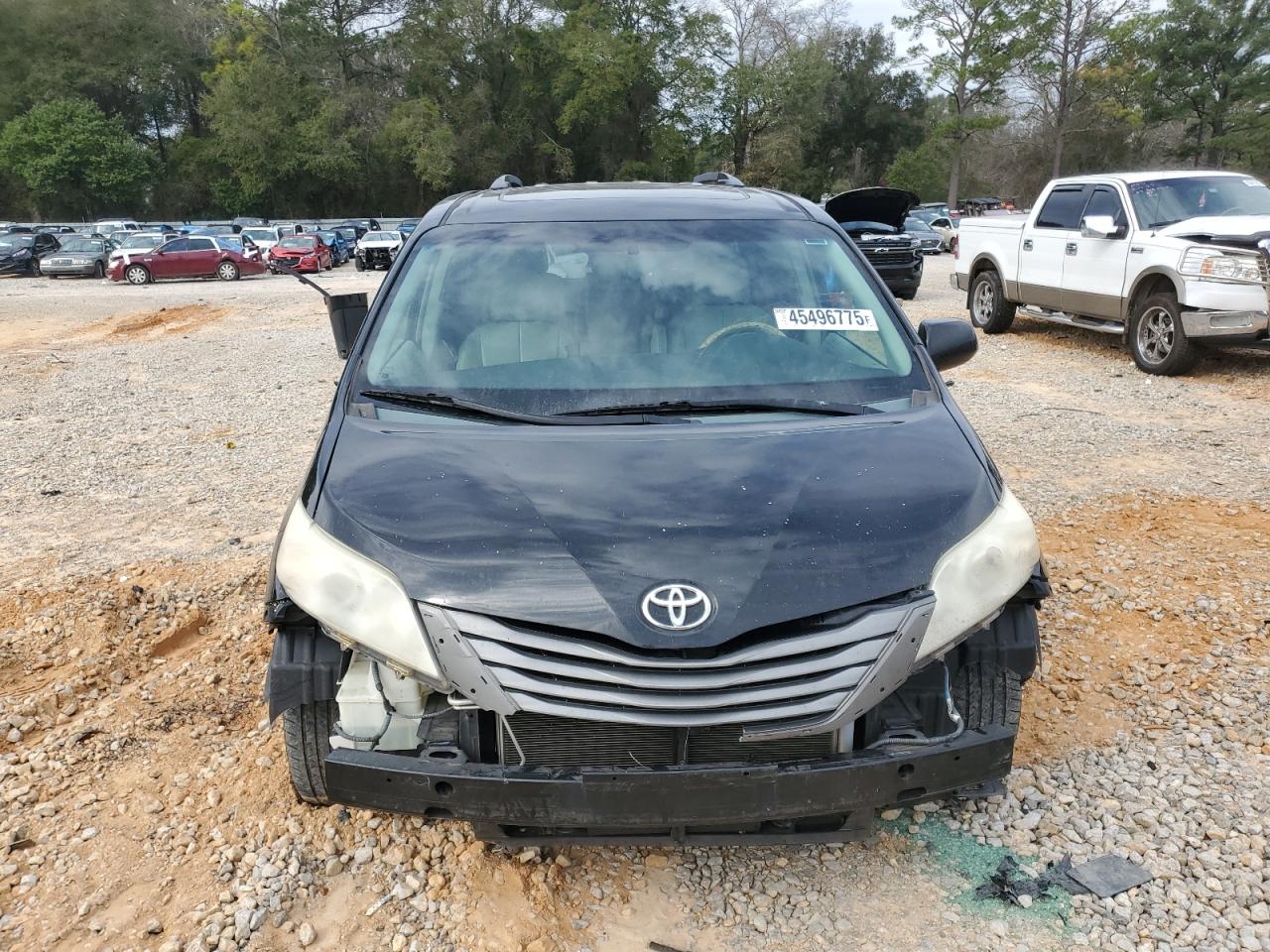 2013 Toyota Sienna - Image 5