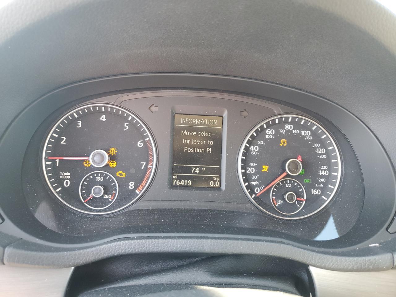 2015 Volkswagen Passat - Image 9