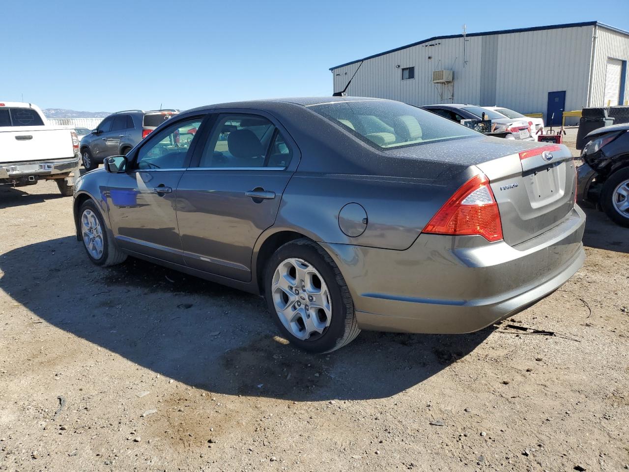 2011 Ford Fusion - Image 2