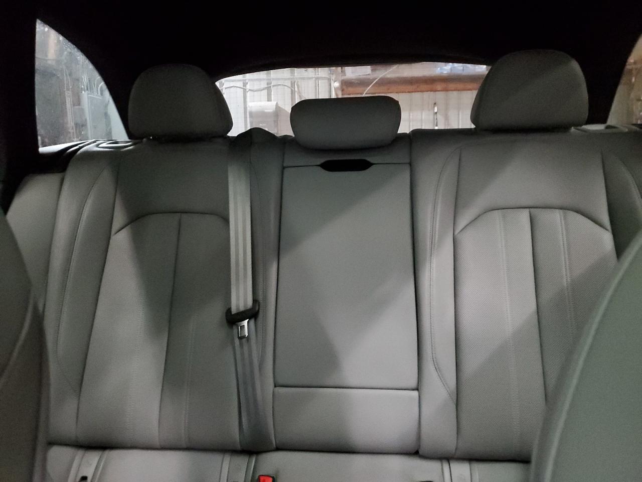 2017 Audi A4 - Image 10