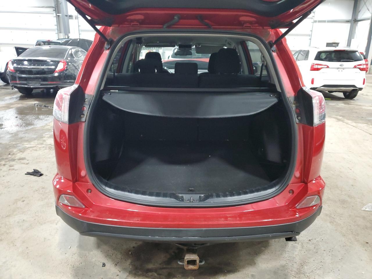 2017 Toyota RAV 4 - Image 6
