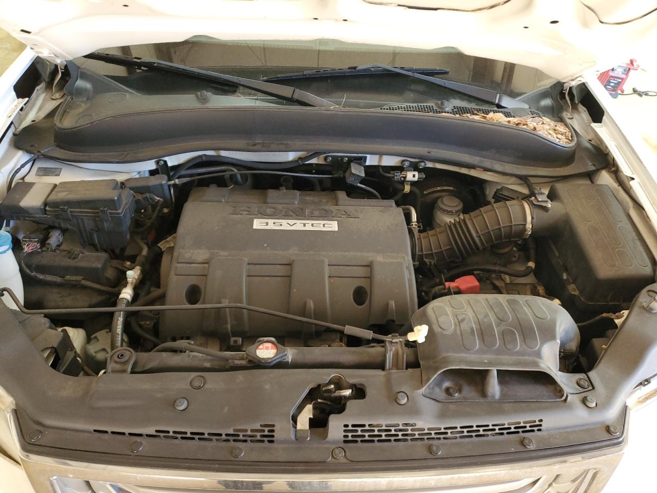 2013 Honda Ridgeline - Image 11