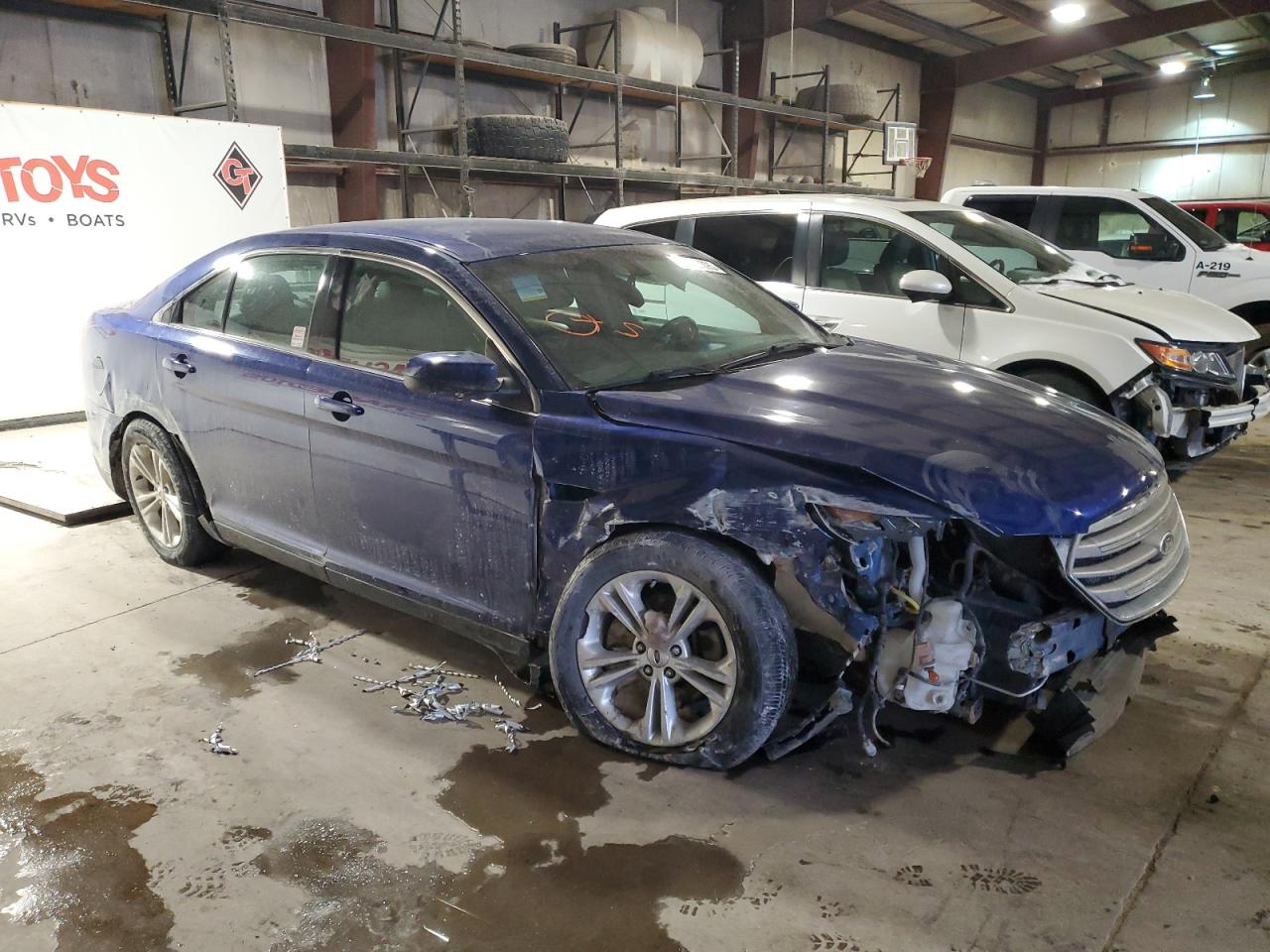 2015 Ford Taurus - Image 4