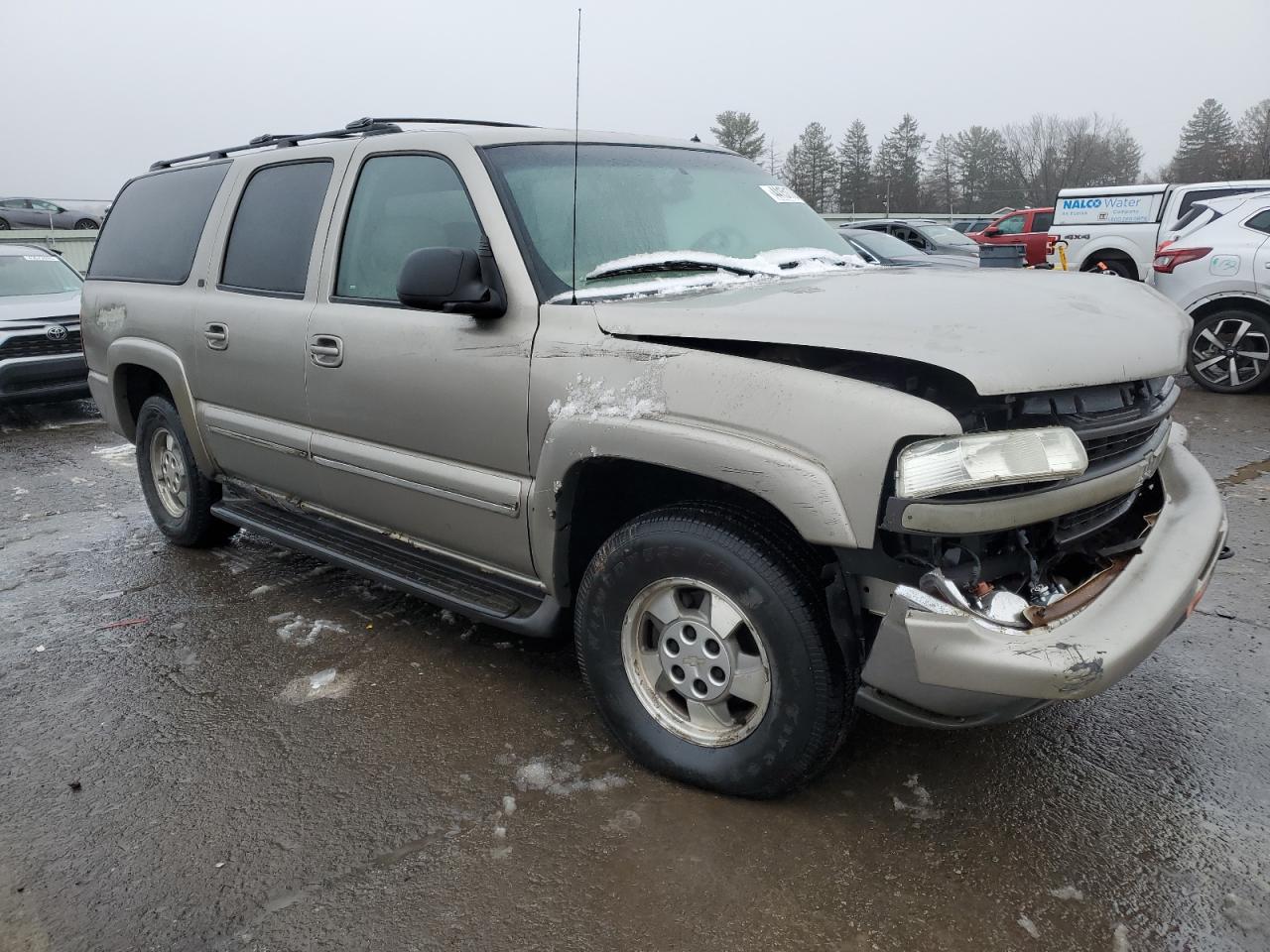 2002 Chevrolet Suburban - Image 4