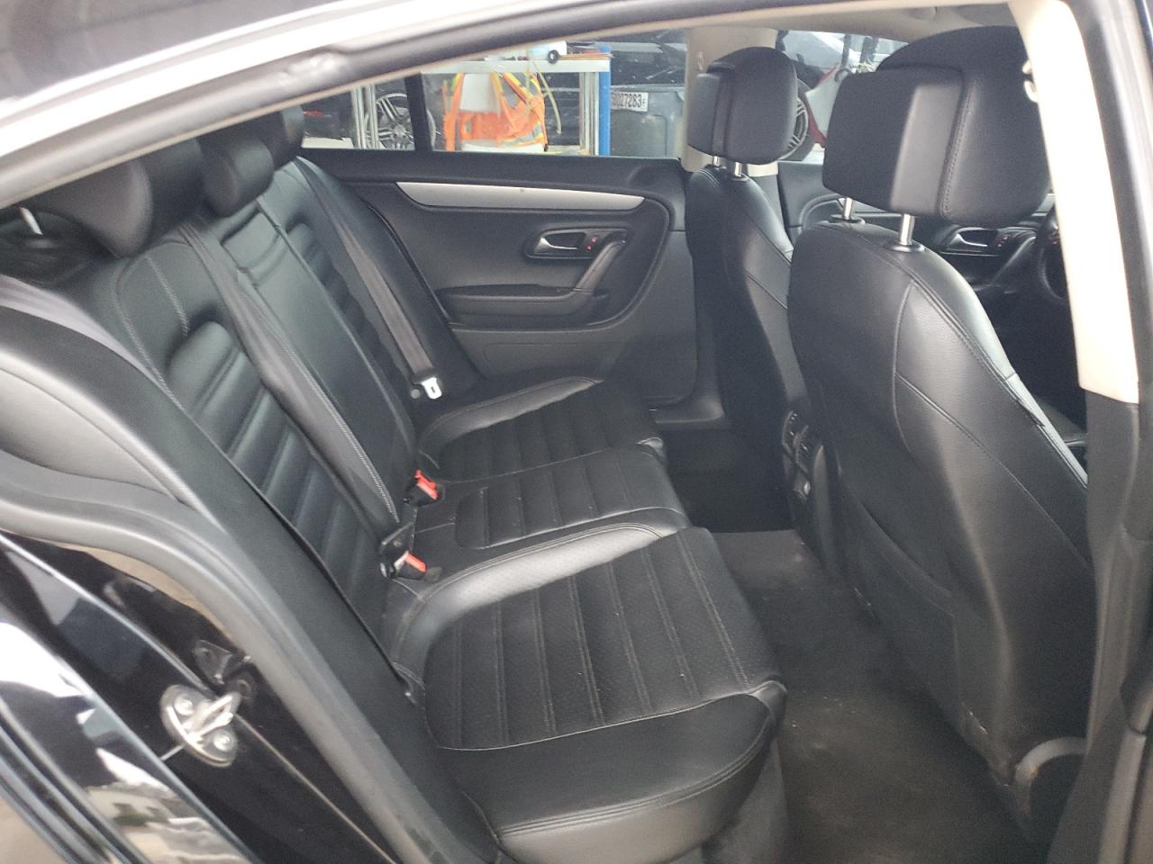 2013 Volkswagen Passat CC - Image 10