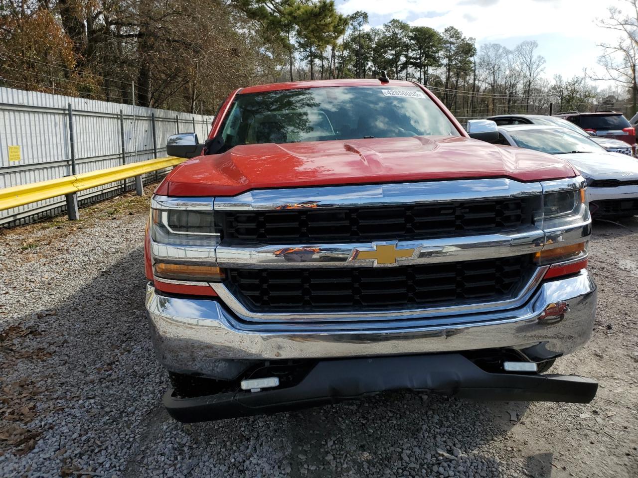 2019 Chevrolet Silverado - Image 5