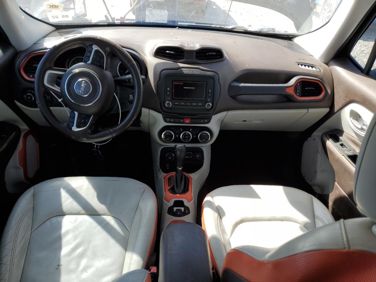 2015 Jeep Renegade - Image 8