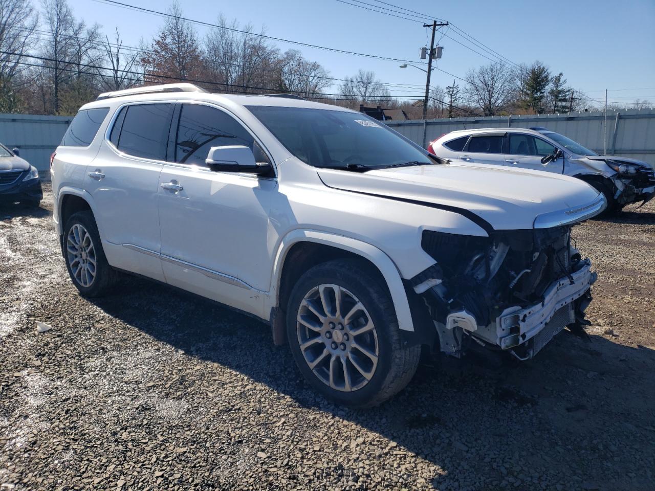 2020 GMC Acadia - Image 4