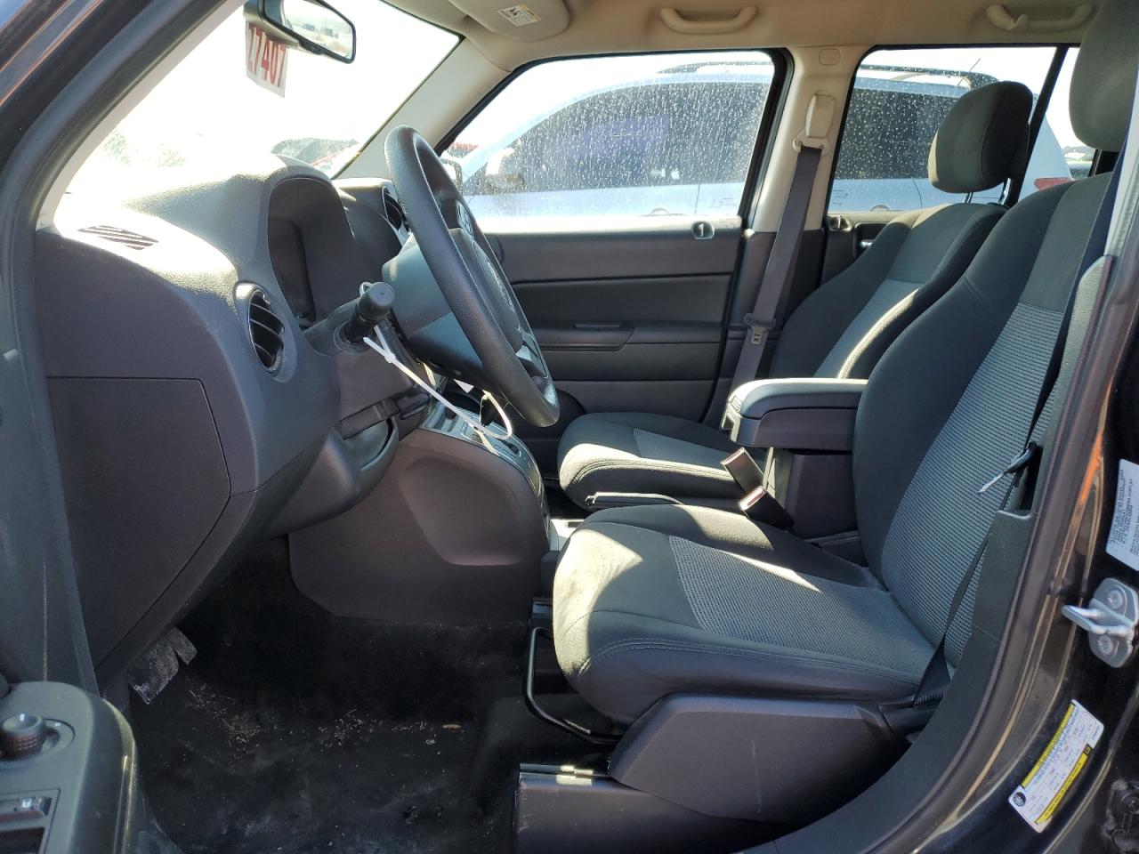 2016 Jeep Liberty (Patriot) - Image 7