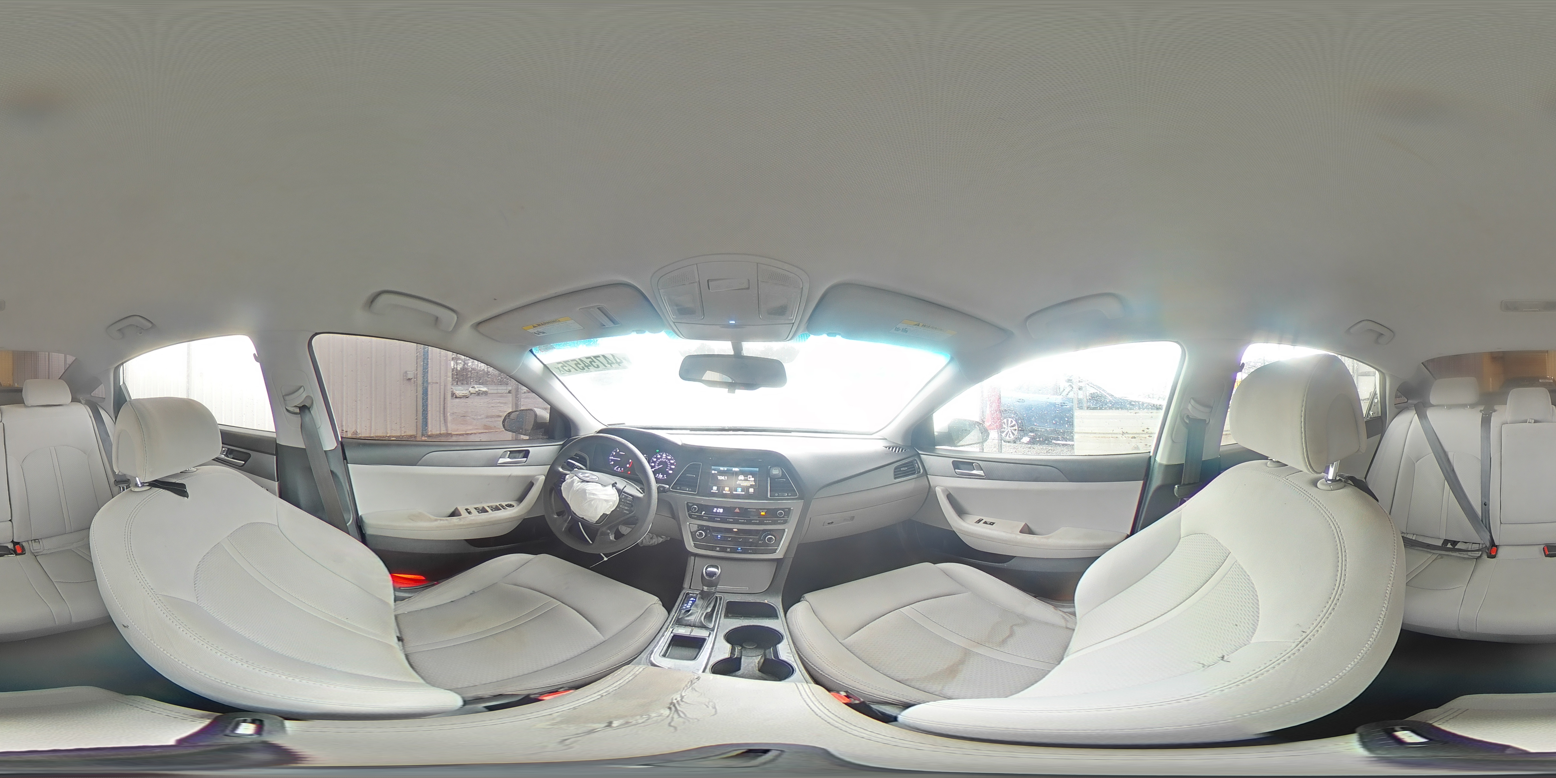 2016 Hyundai Sonata - Image 12