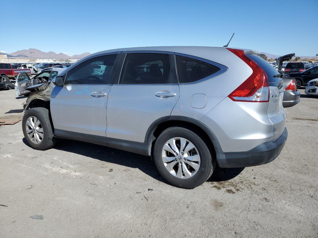 2013 Honda CR-V - Image 2