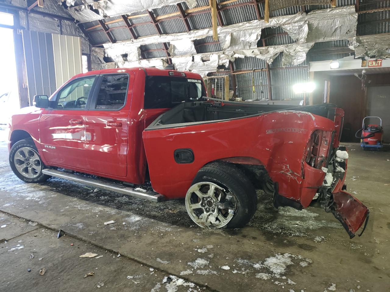 2021 RAM 1500 - Image 2