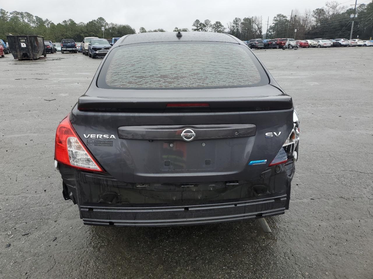 2015 Nissan Versa - Image 6